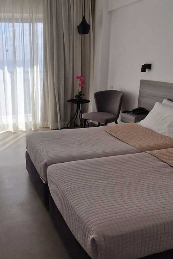 Twin Room Inland View