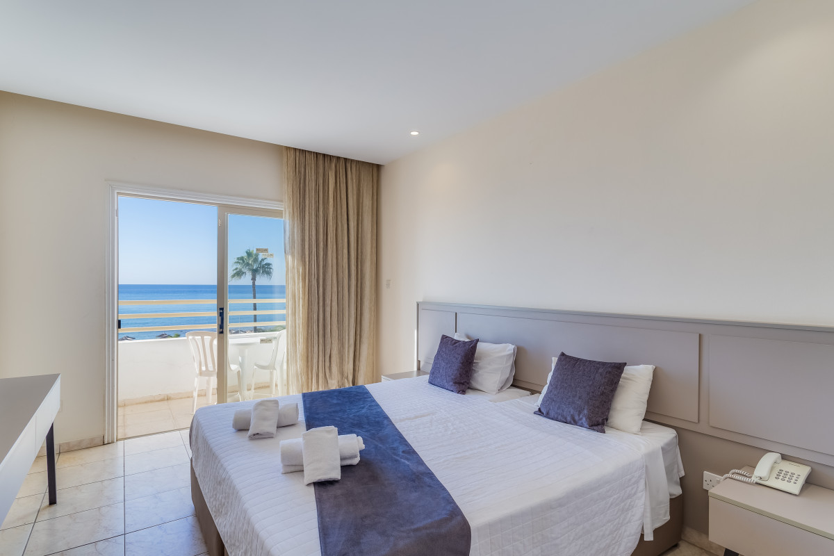 Twin Room Sea View