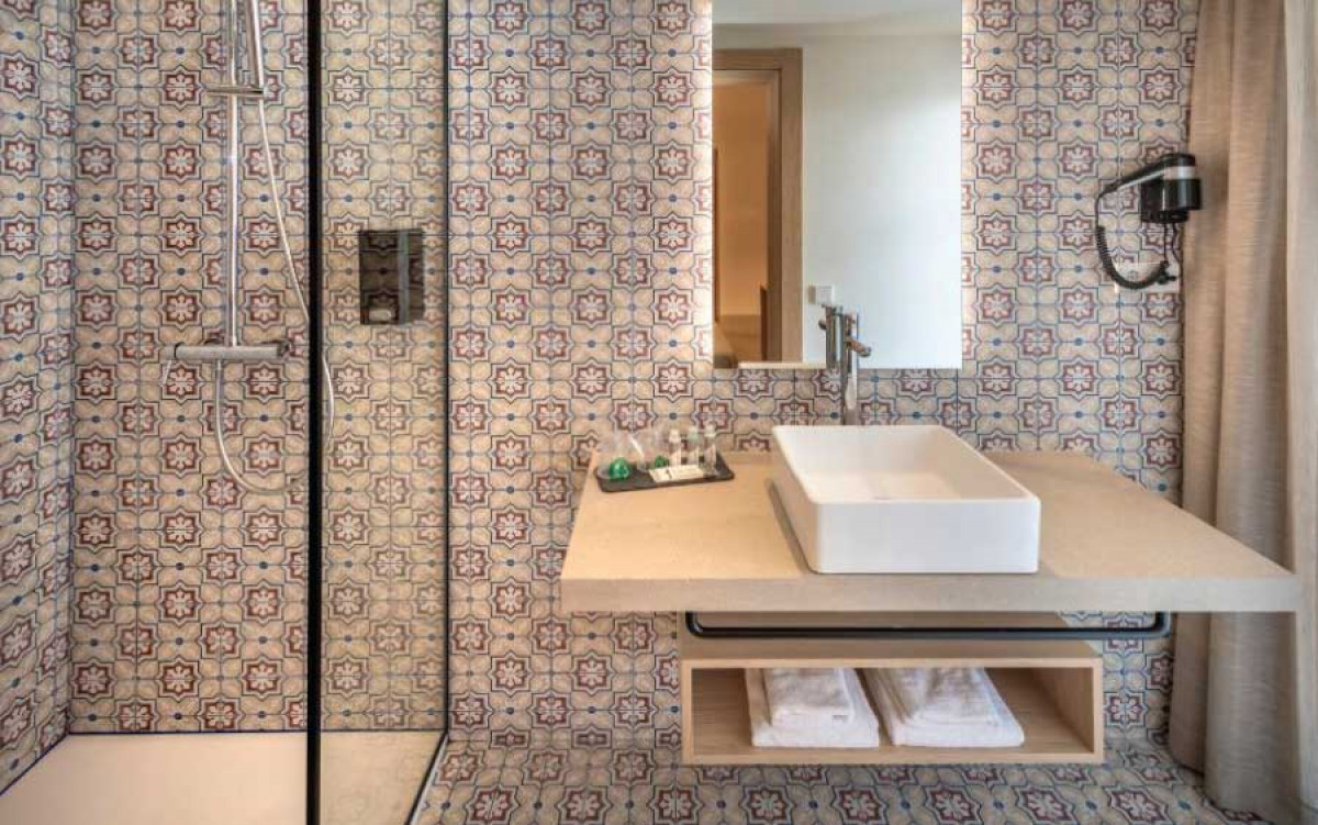 PREMIUM ROOM (2+0)