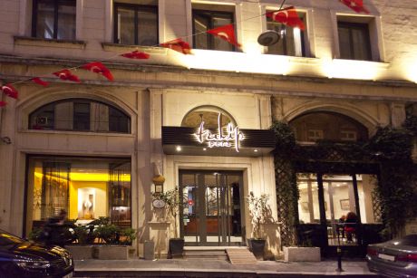 Pera Tulip Otel 4*