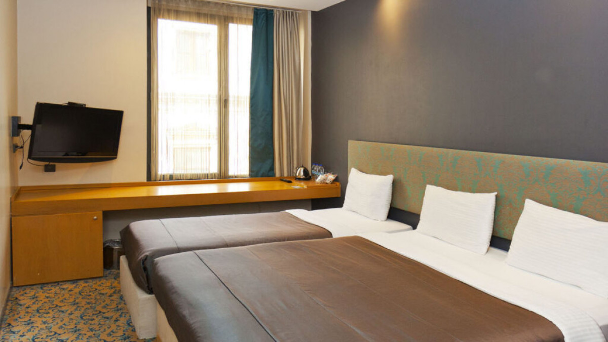 Triple Superior Room