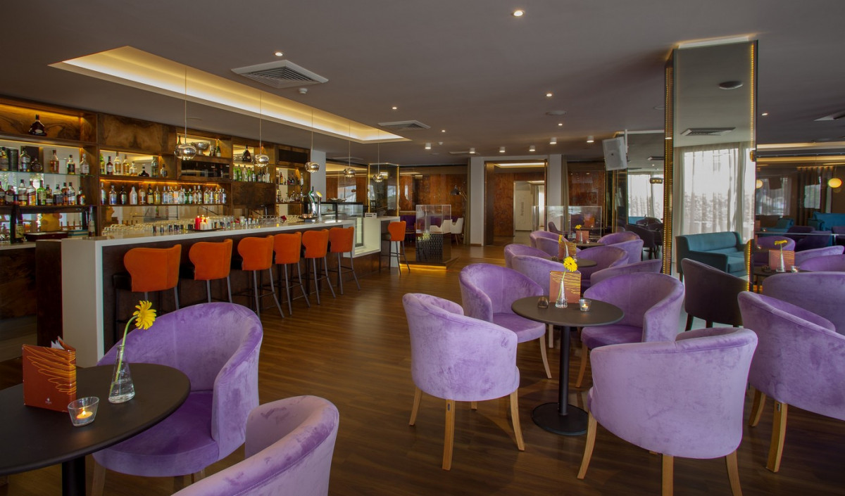 Sirens Lounge Bar