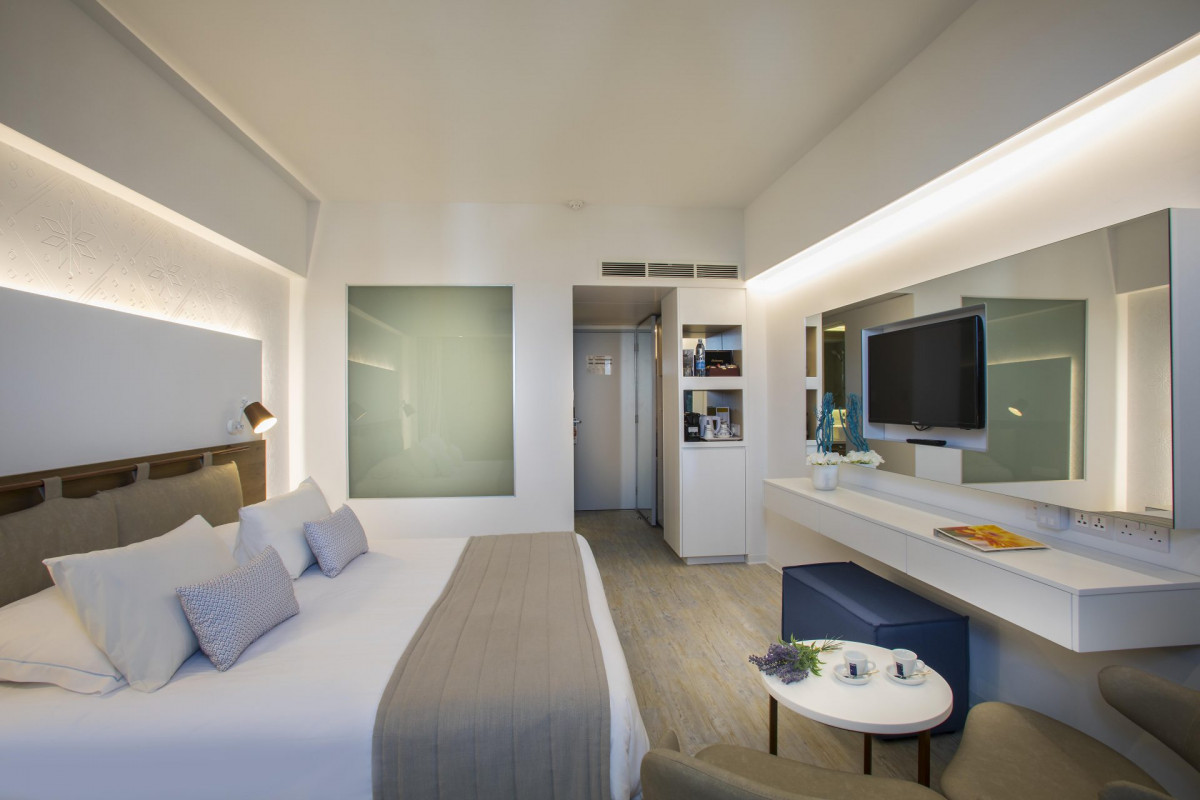 Premium Twin Room Side Sea View