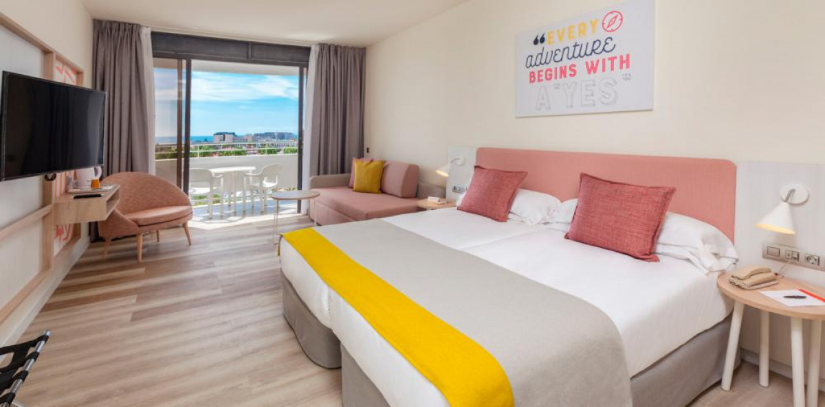 DOUBLE/TWIN STANDARD ROOM WITH VIEWS SINGLE USE