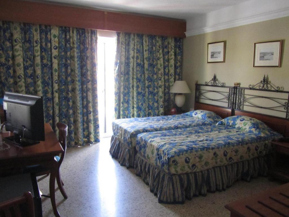 Single Room 1pax