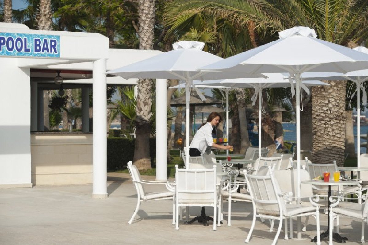 Pool Bar