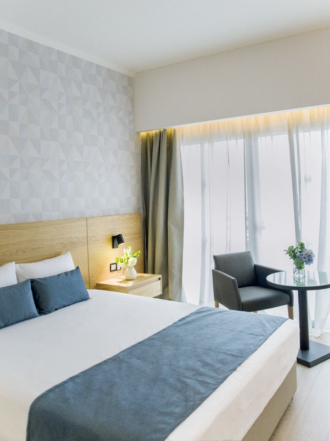 Room Executive