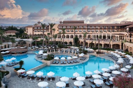 Elysium Hotel 5*, Páfosz