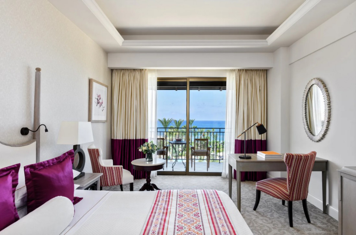 Deluxe Sea View Room
