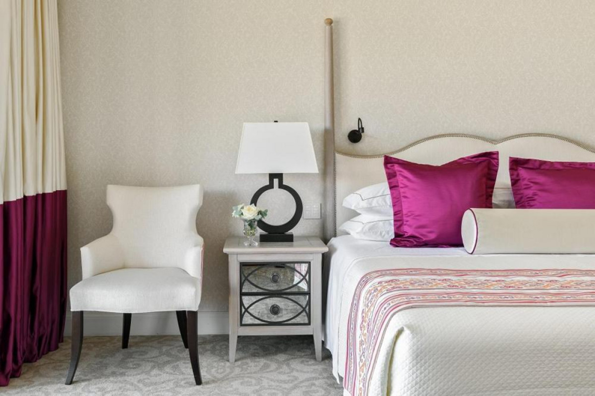 Deluxe Sea View Suite