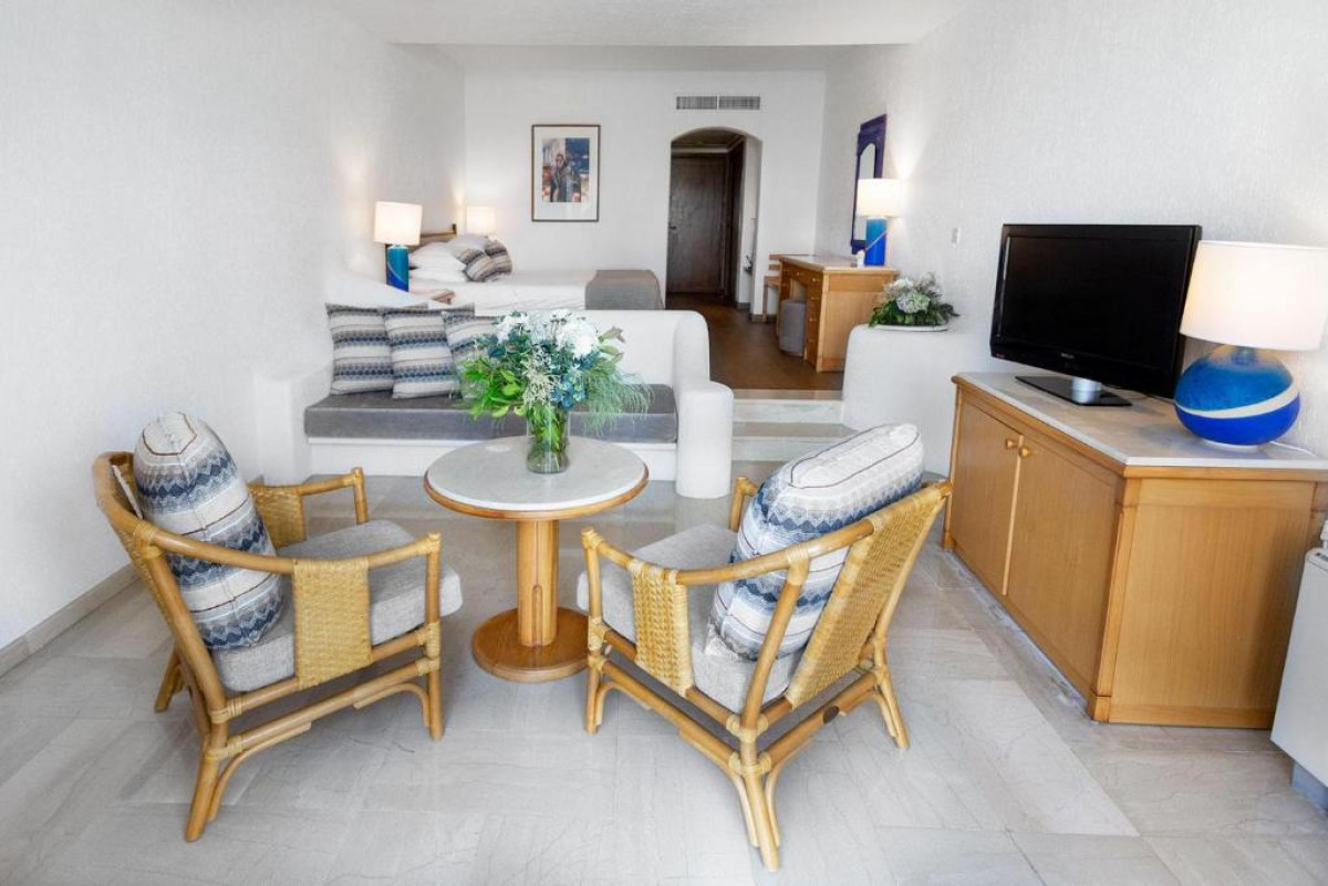 Executive Beach Suite Sea View