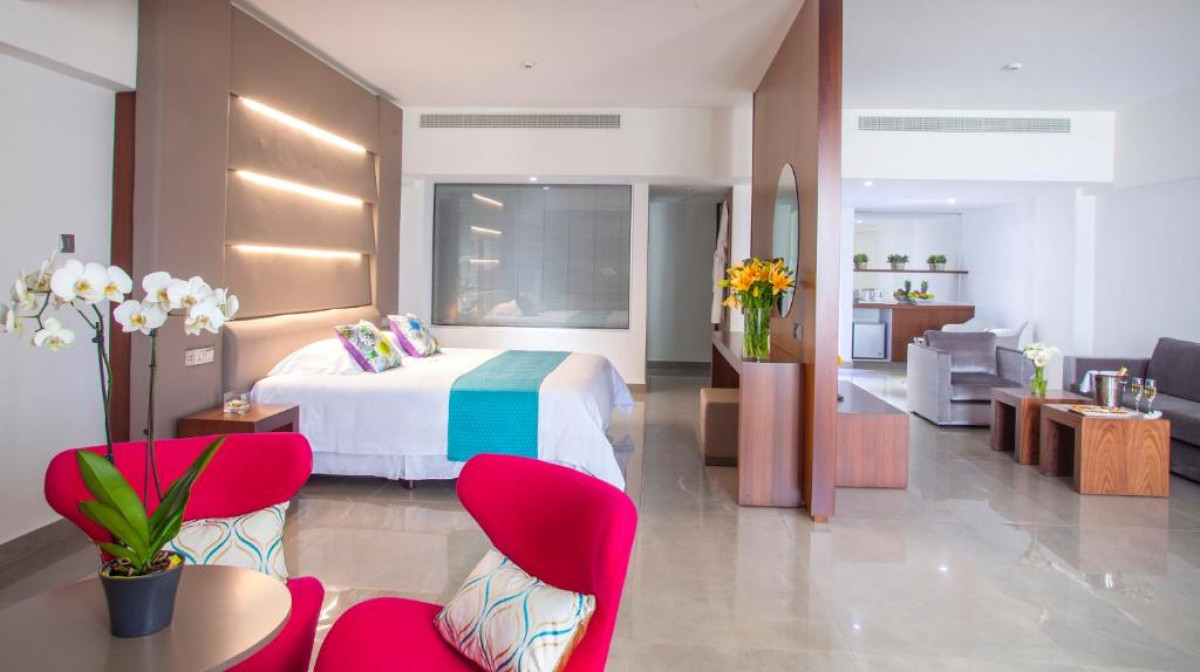 Suite Side Sea View 60 Sqm