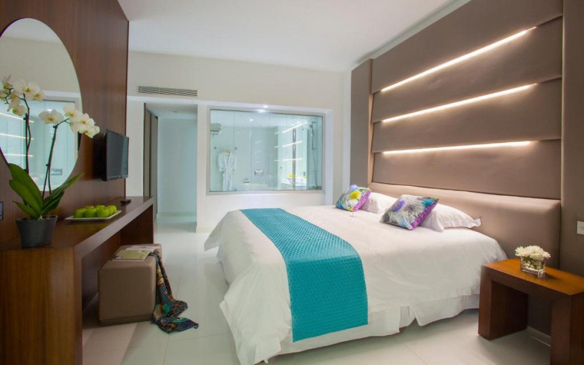 King Suite Side Sea View 85 Sqm