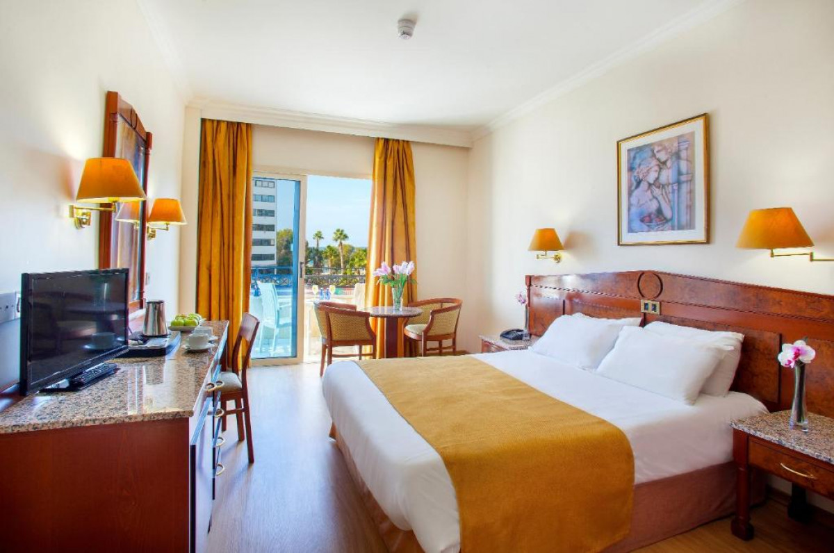 Superior Room Side Sea View