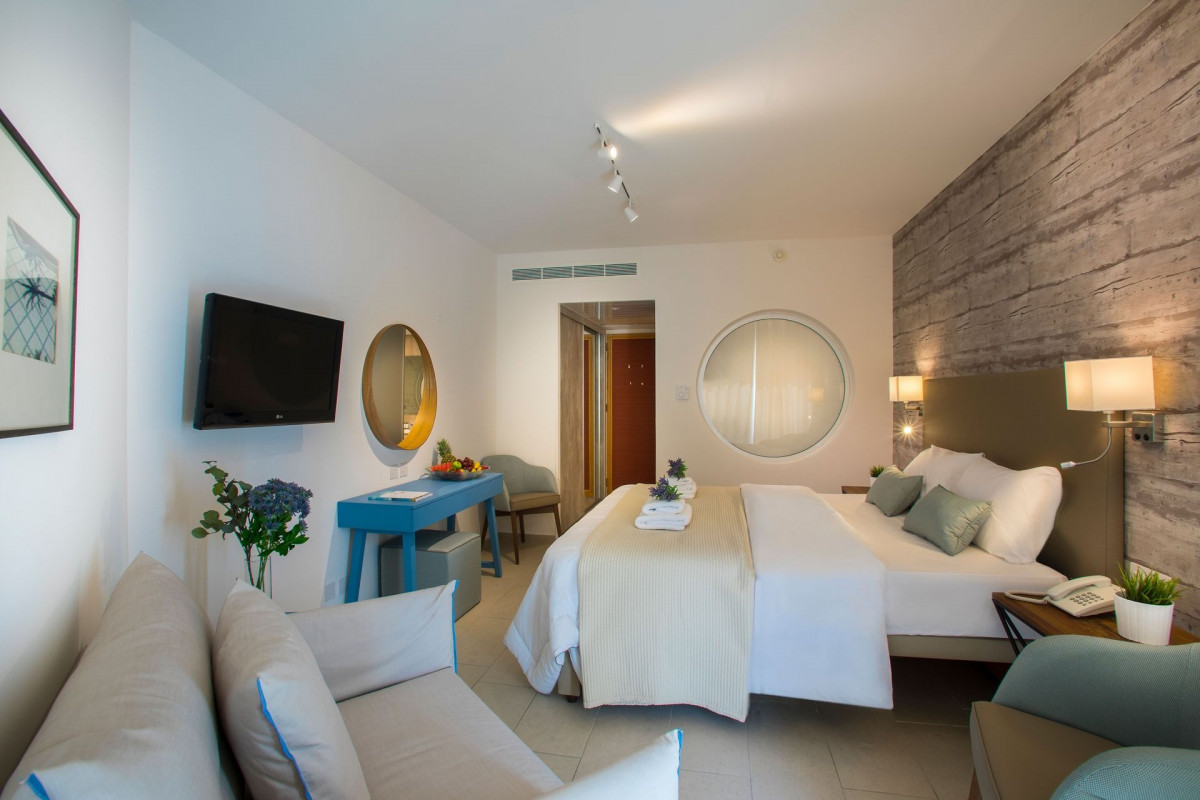 Twin Room Inland View