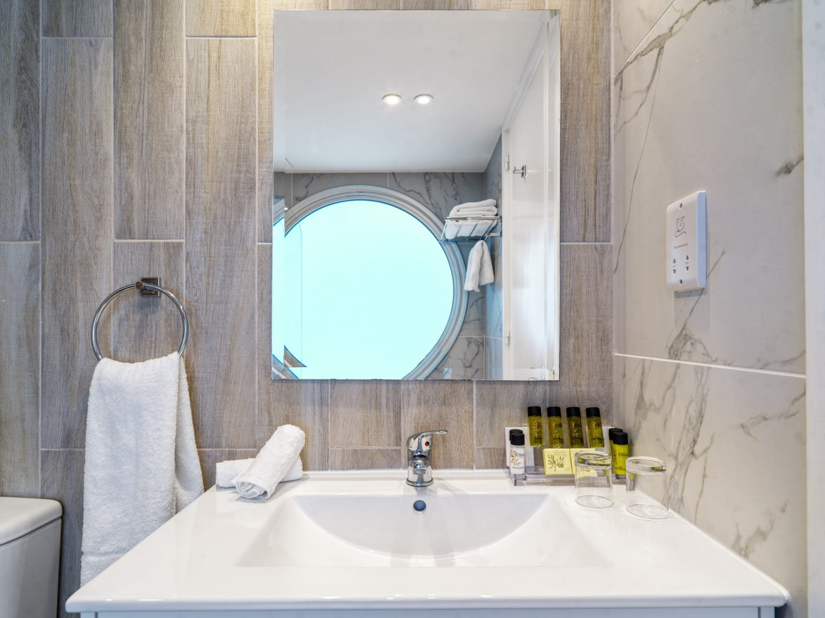 Twin Room Sea View