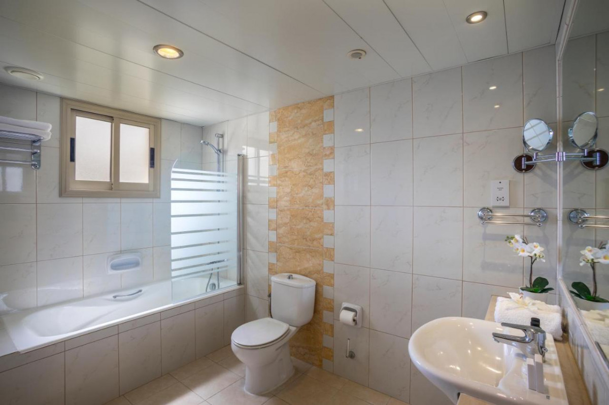 Family Suite Inland View