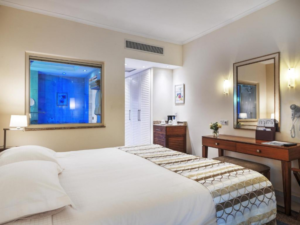 Deluxe Room Side Sea View