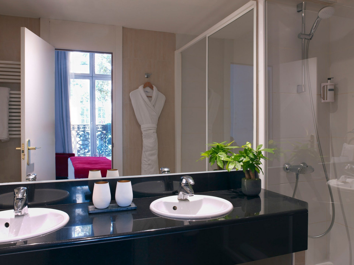 JUNIOR SUITE 3 ADULTS