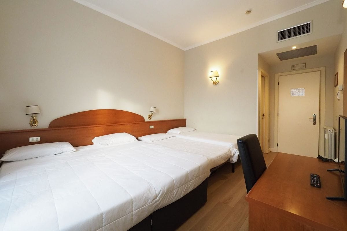QUADRUPLE ROOM