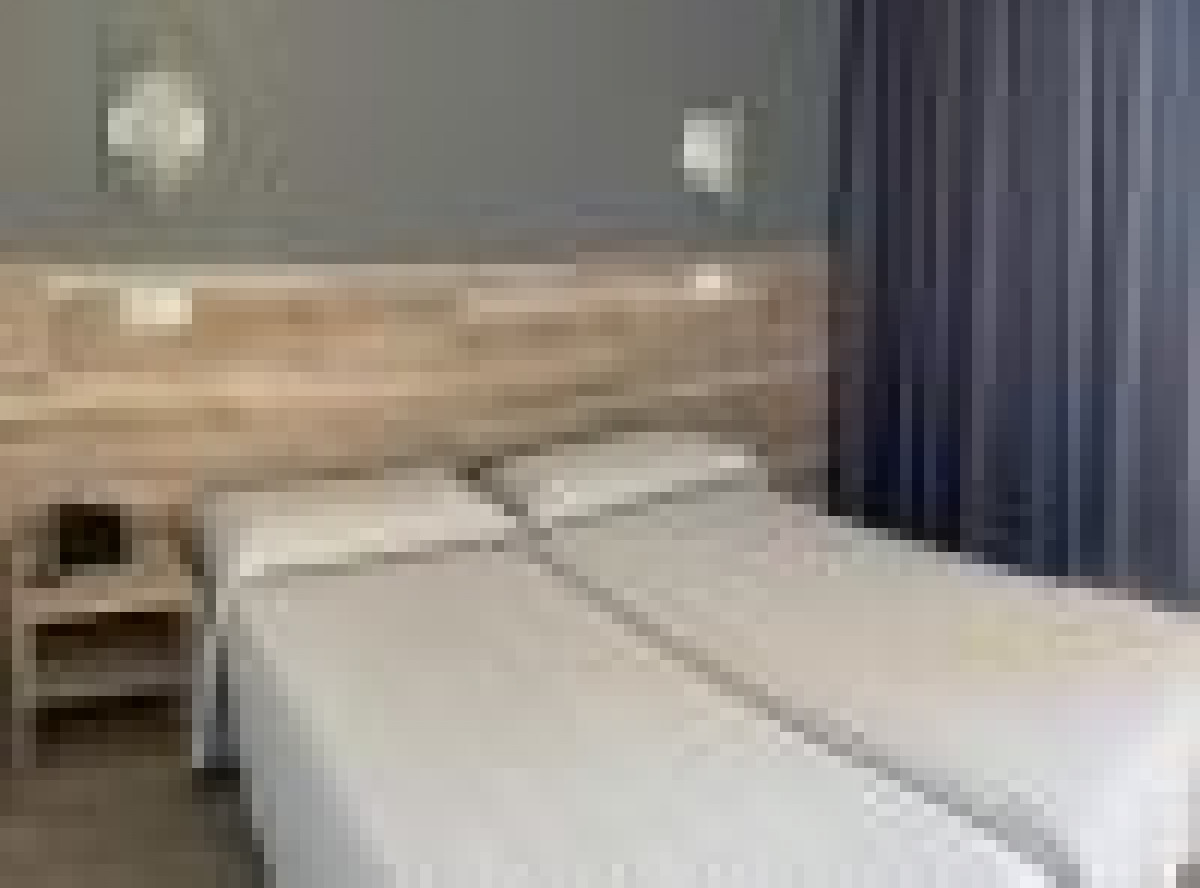 Double/Twin Standard Room with Balcony