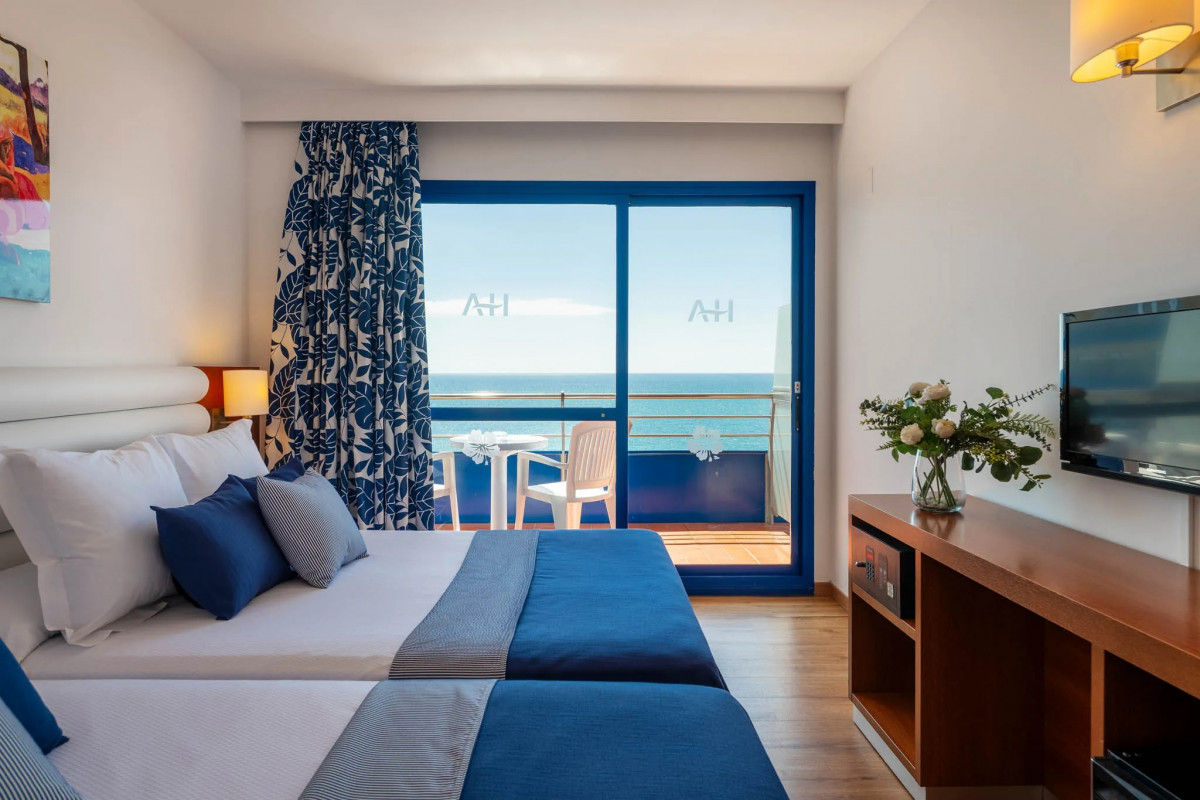 Superior Room Pool View B