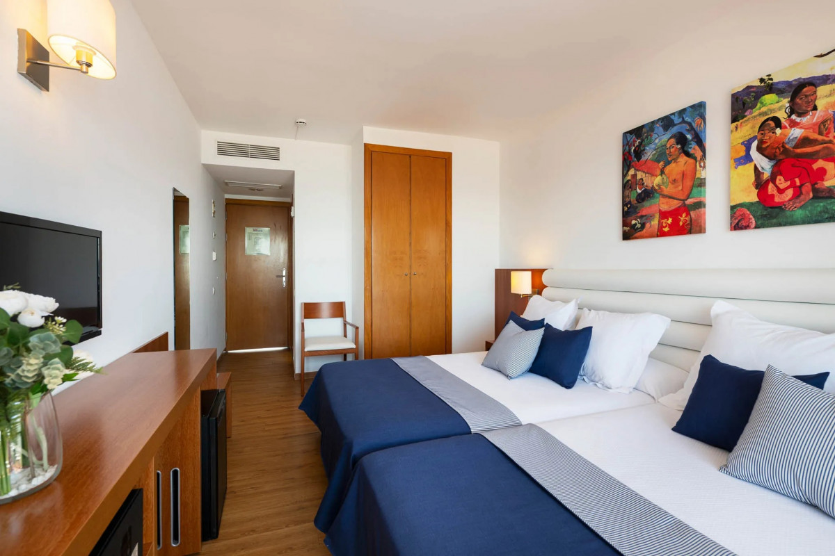 Superior Room Pool View B