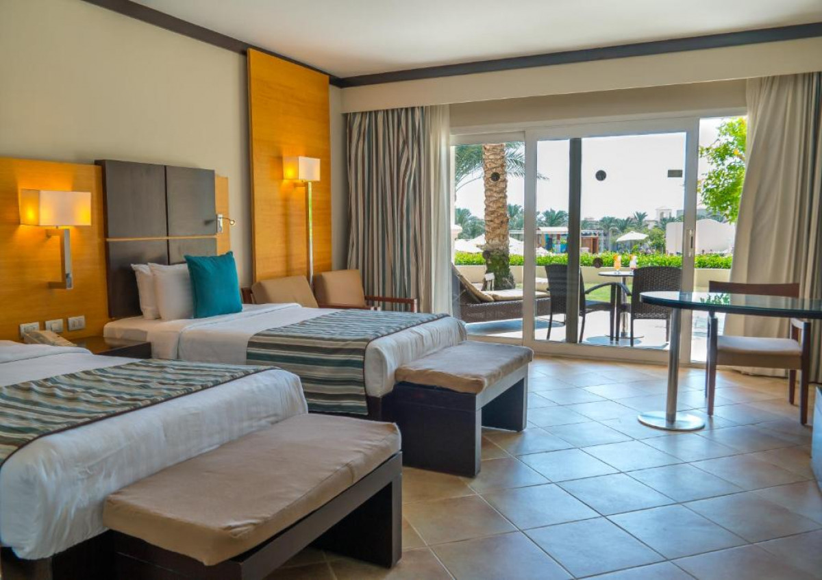 TRIPLE SUPERIOR GARDEN VIEW ROOM