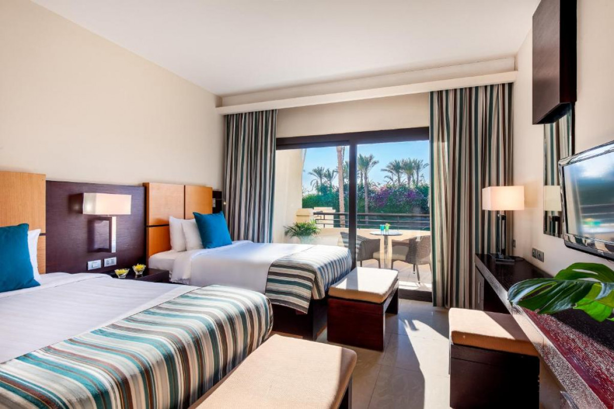 SINGLE SUPERIOR GARDEN VIEW ROOM