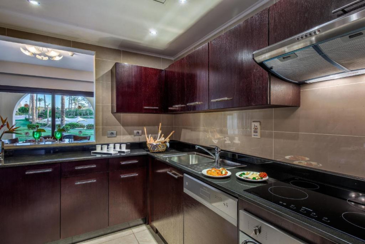 DOUBLE FAMILY APARTMENT/CHILD
