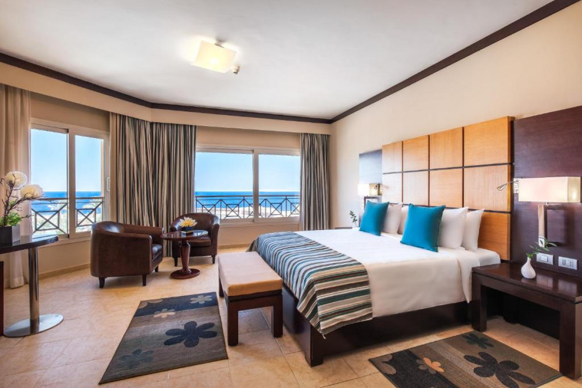 TRIPLE EXECUTIVE SUITE