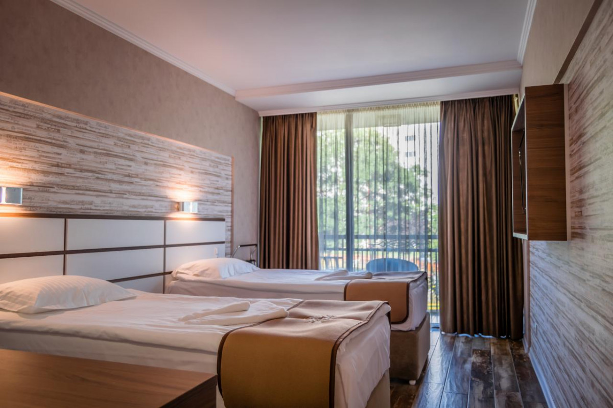 Kétágyas szoba egy fő részére