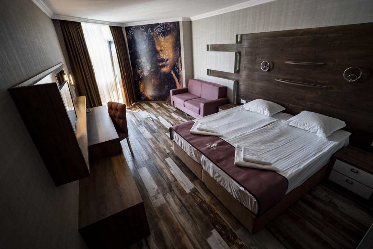 Kétágyas superior szoba egy fő részére