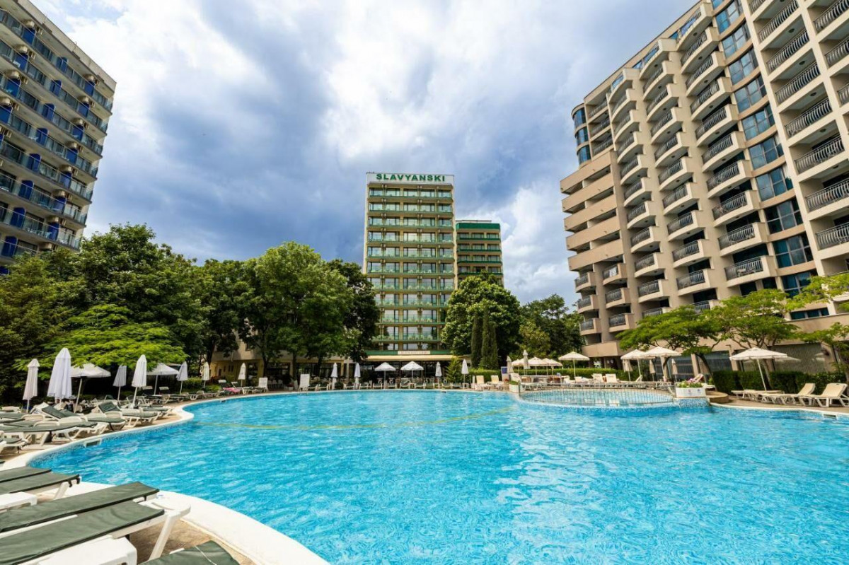 Slavyanski Hotel 3*