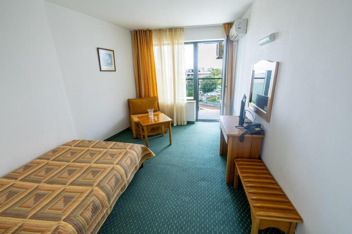 Egyágyas standard szoba