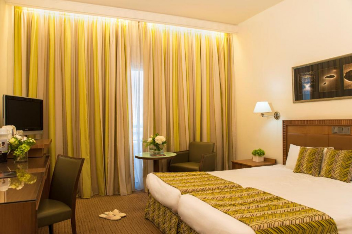 Superior Twin / Double Room