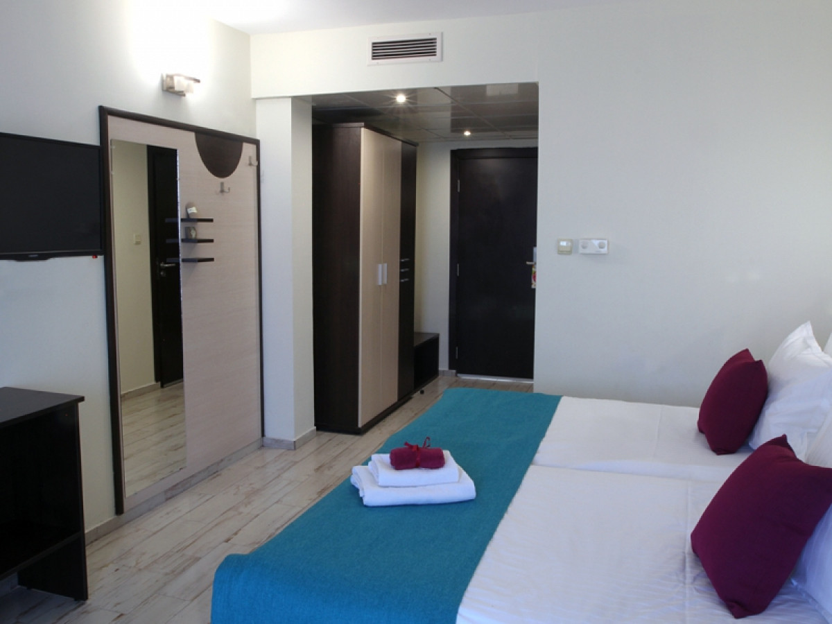 Kétágyas Lux szoba