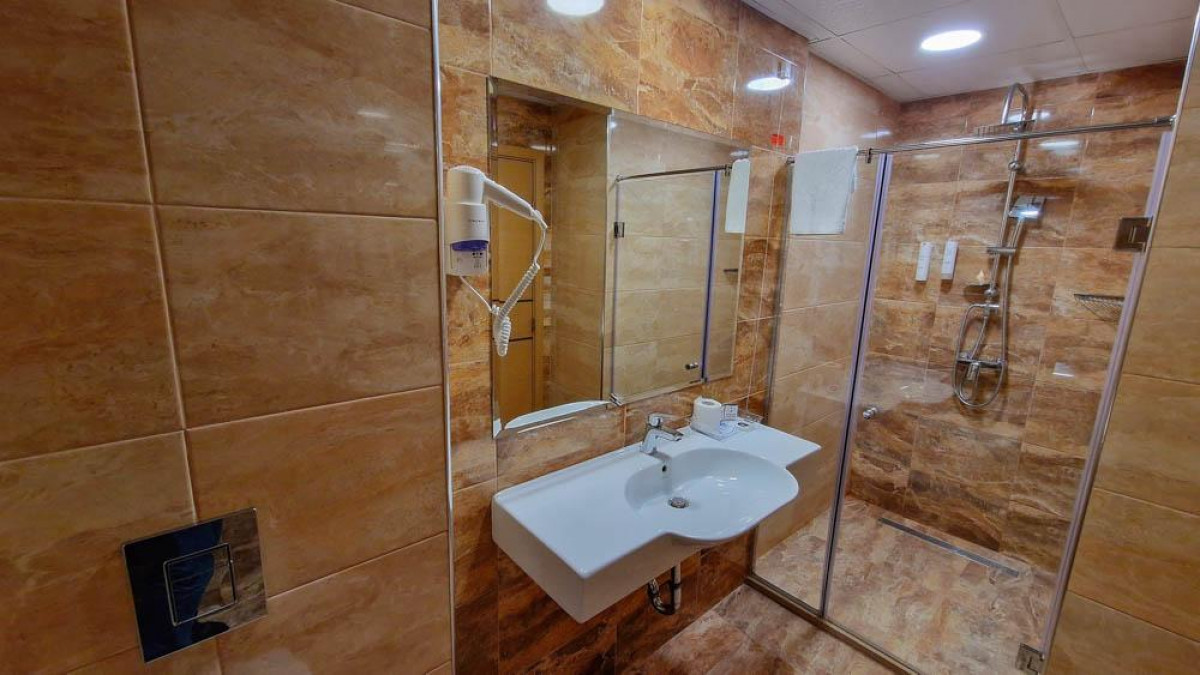 Egy hálószobás parkra néző apartman