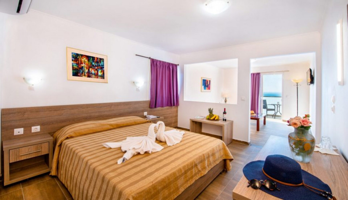 JUNIOR SUITE SEA VIEW