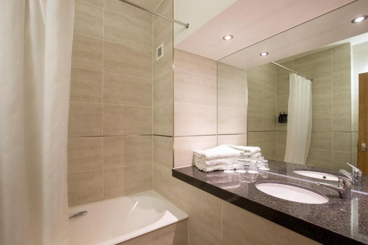 DOUBLE STANDARD ROOM