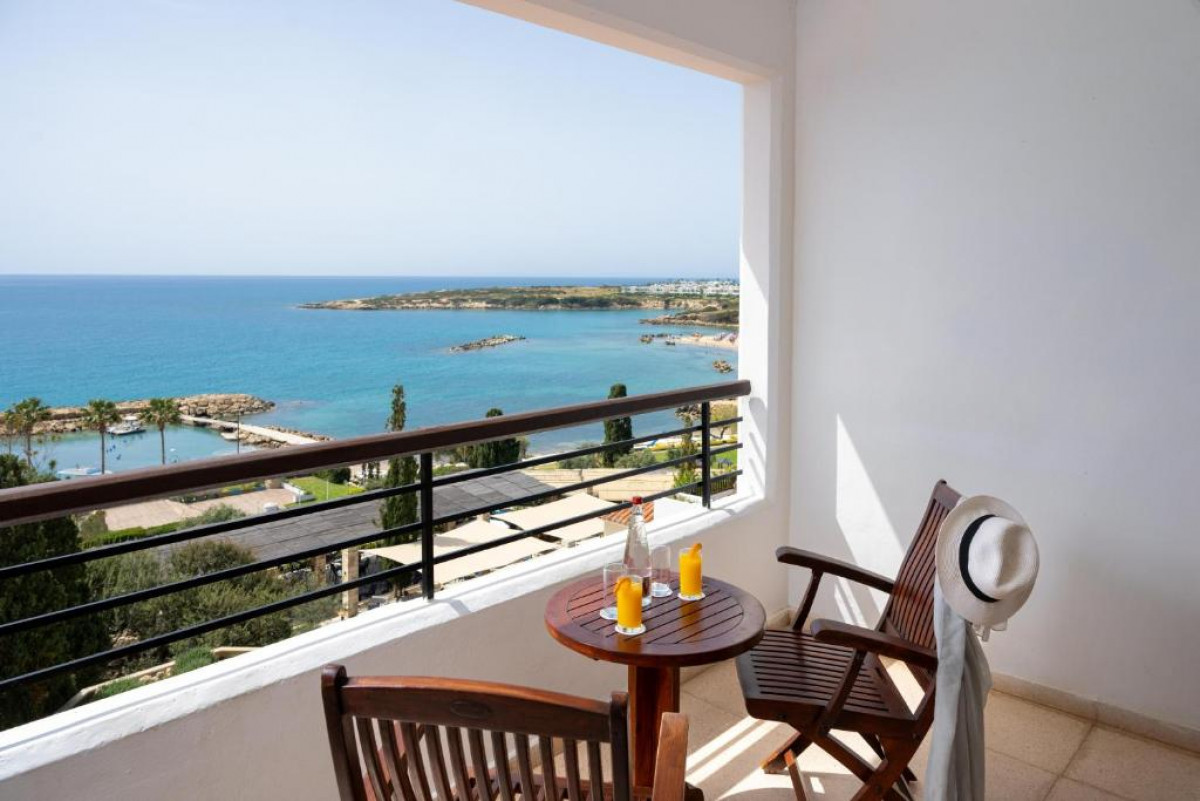 Twin Room Sea View - Single Occupancy