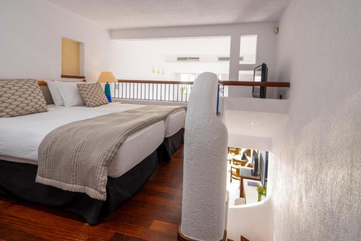 Family Duplex Studio Sea View