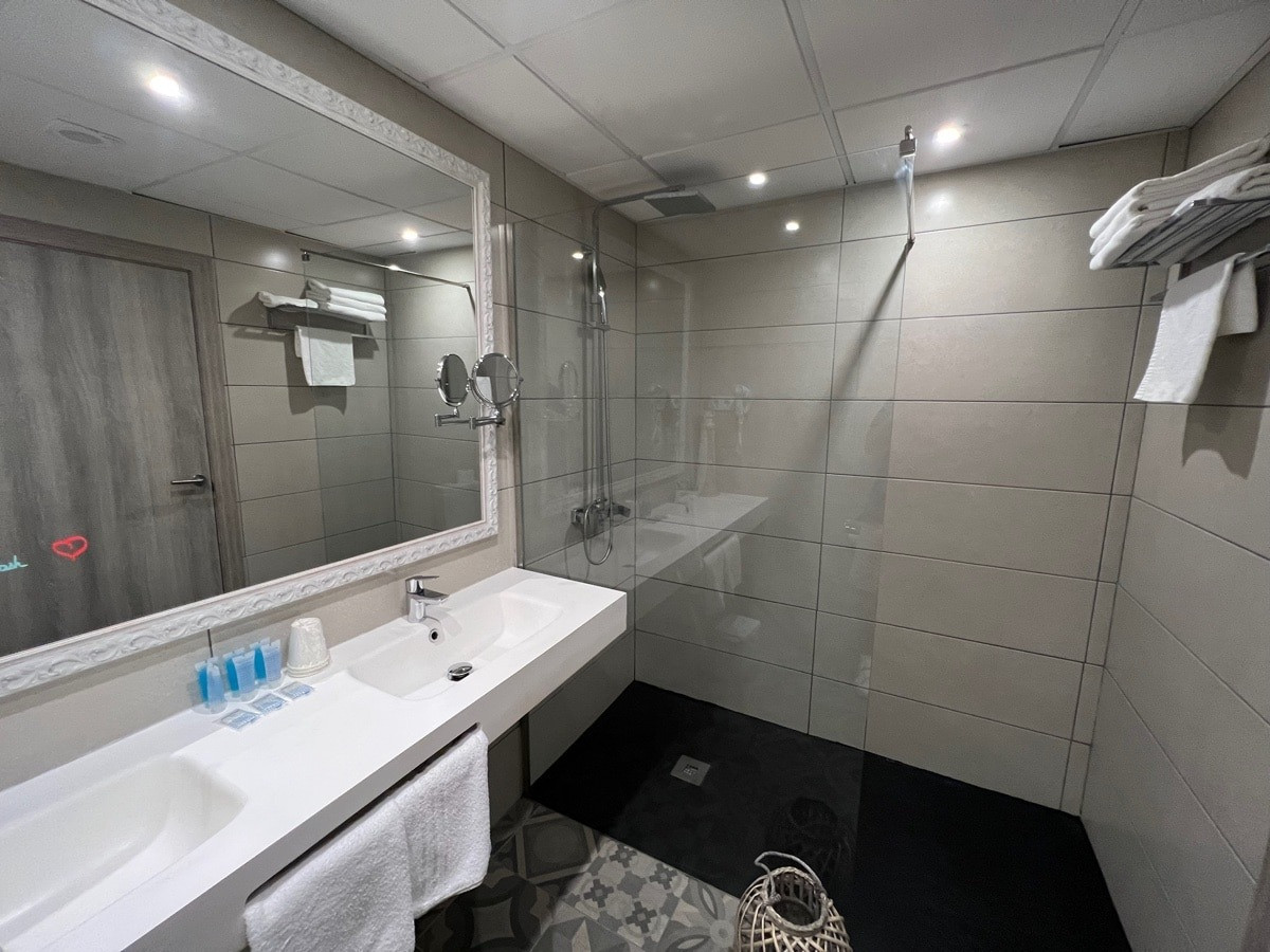 Double/Twin Standard Room with Balcony