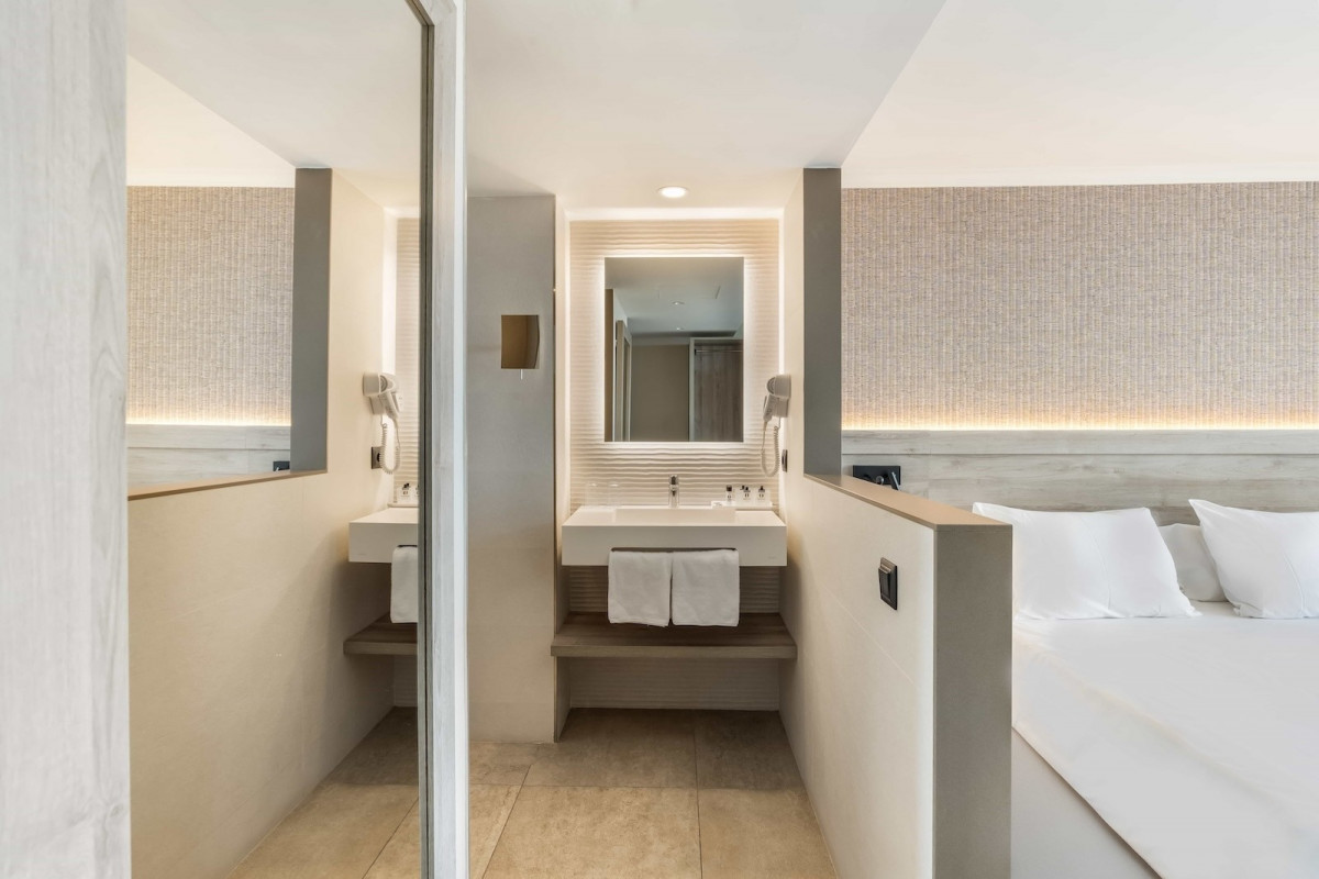 Double/Twin Premium Sea View With Terrace  (2+0)