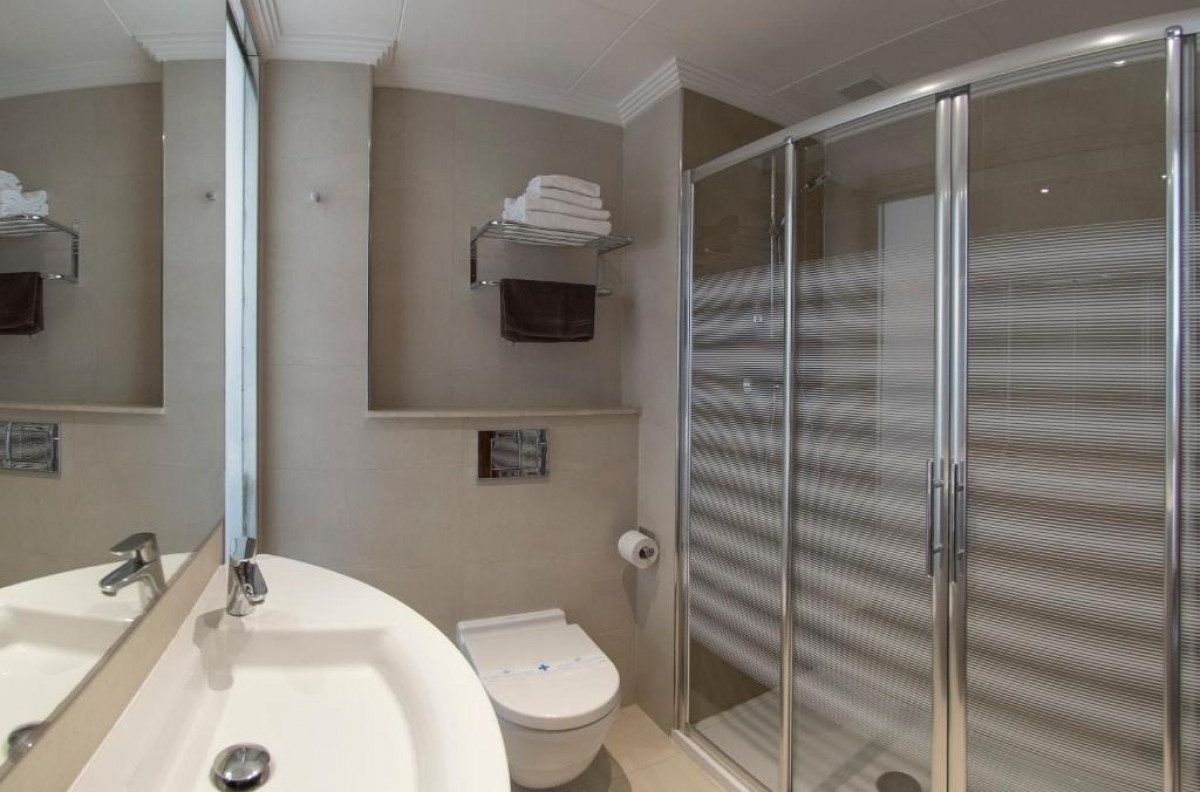 DOUBLE STANDARD ROOM (2+0)