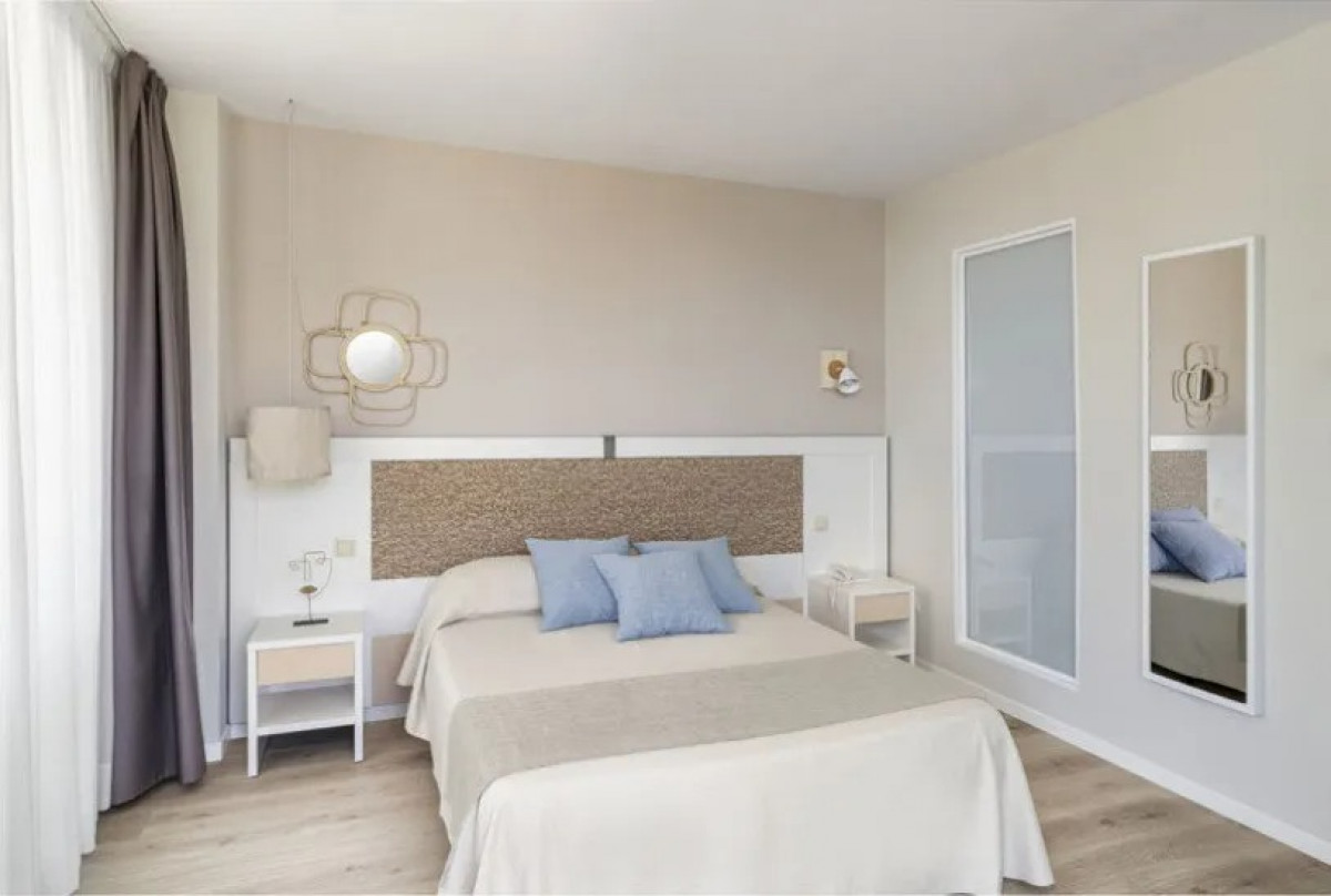 Double Premium Room with Balcony