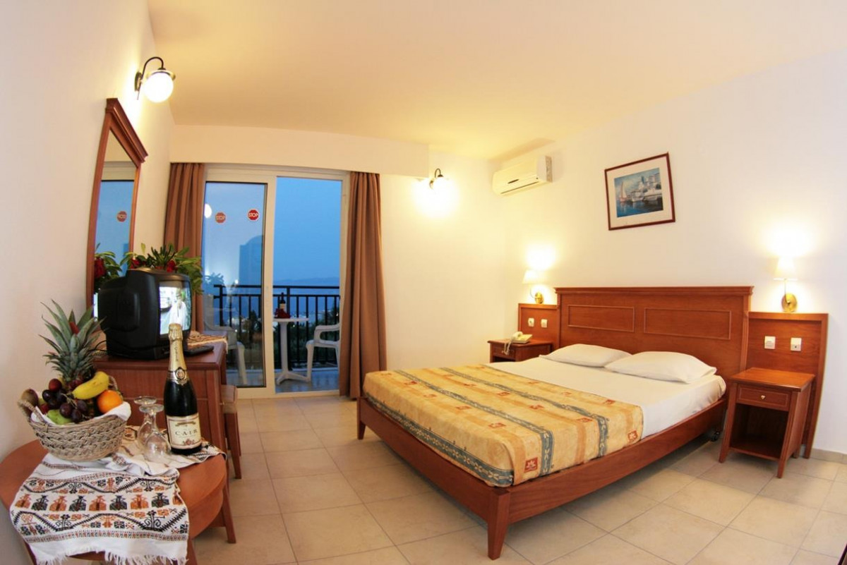 Family room - Garden View