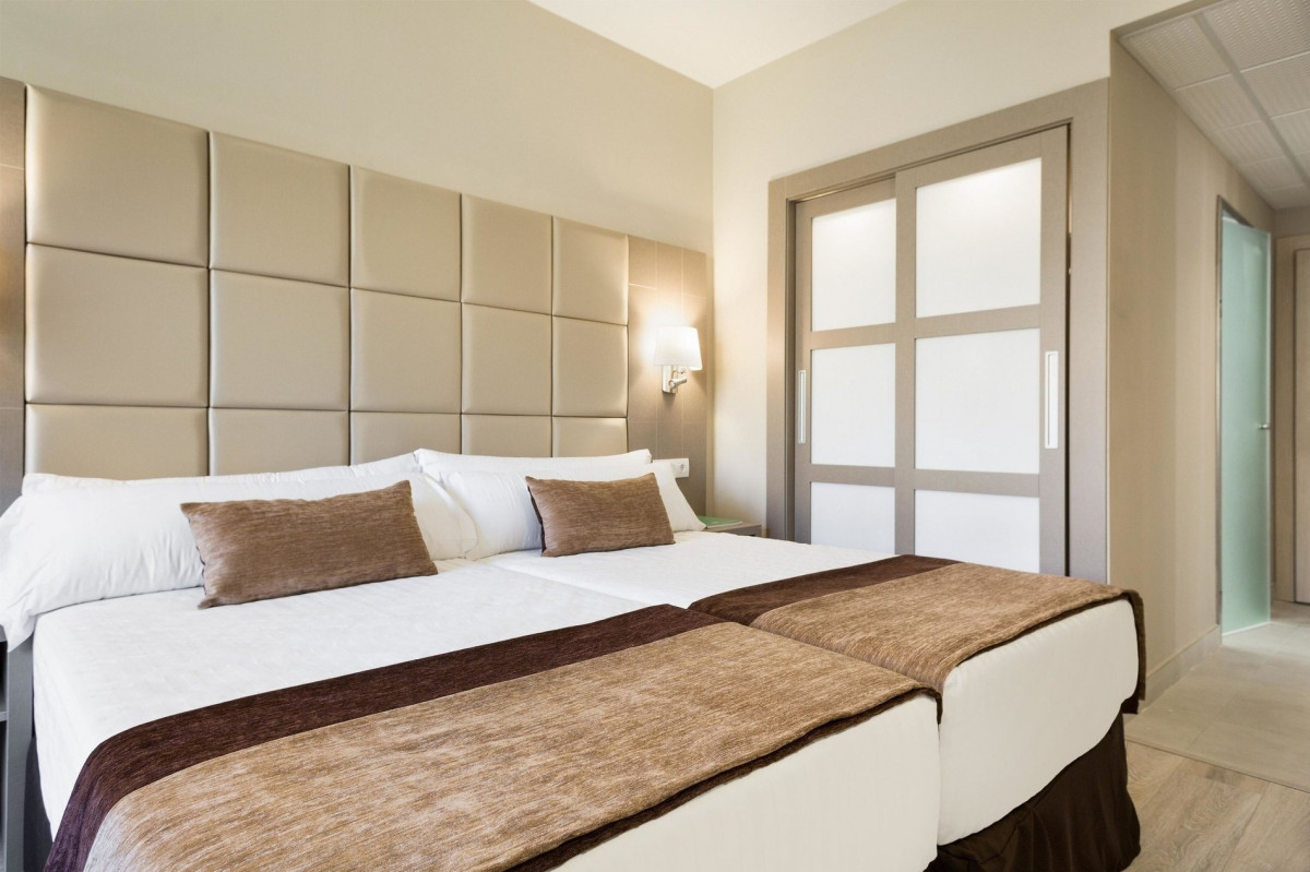 DOUBLE/TWIN BUSINESS SEA VIEW ROOM