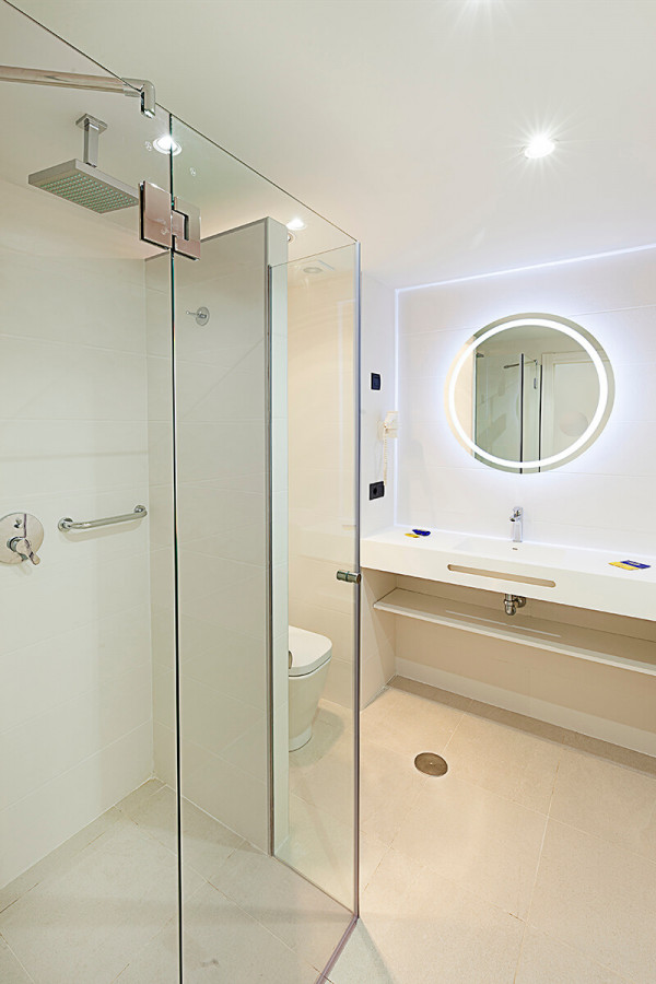 Twin/Double Standard Room