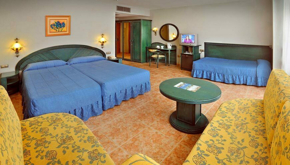 FAMILY STANDARD SEA VIEW